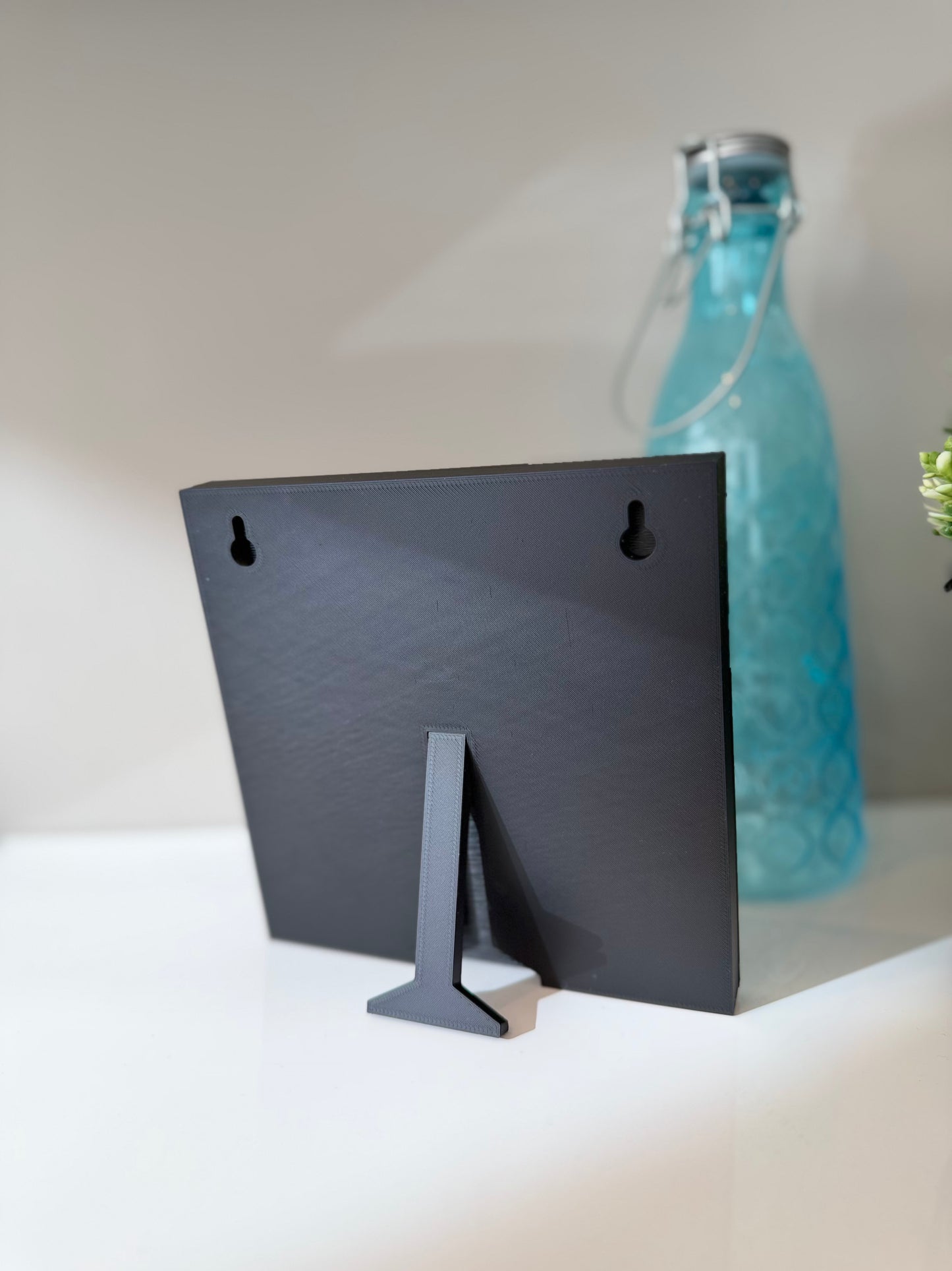 Magnetic Frames